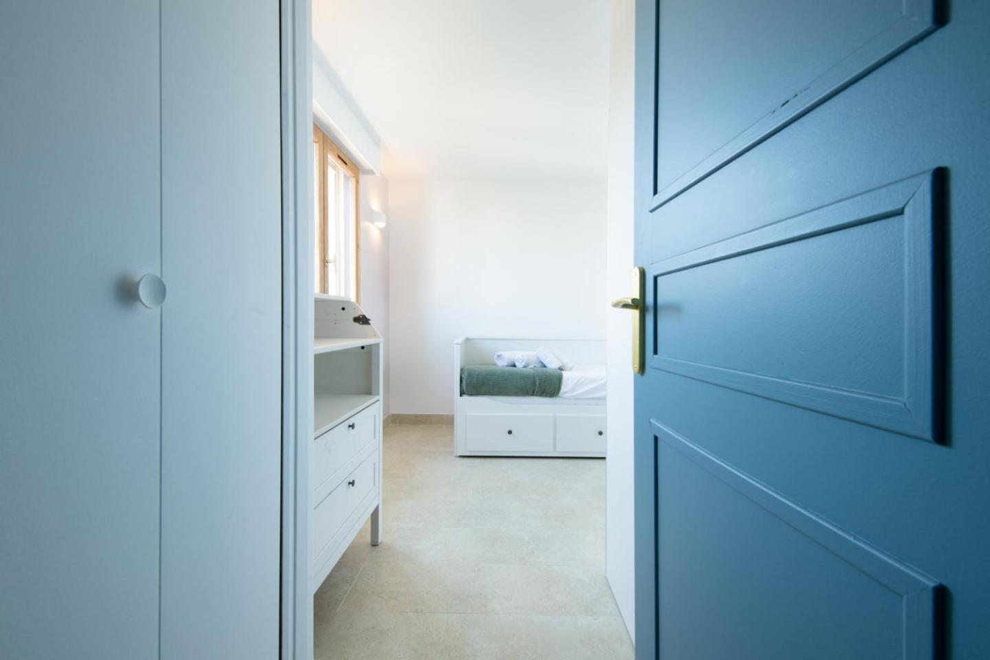 2 Chambres, Proche Des Plages, Parking * Fréjus