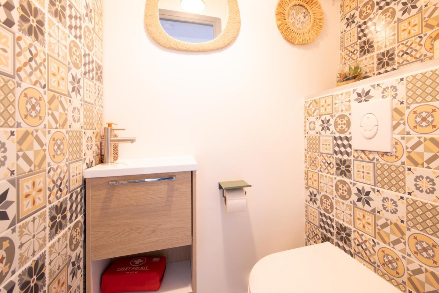2 Chambres, Proche Des Plages, Parking Fréjus