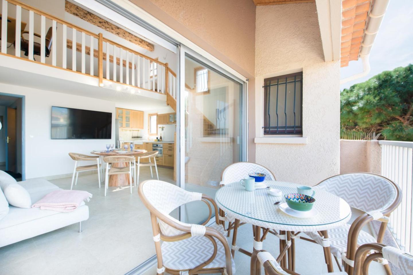 2 Chambres, Proche Des Plages, Parking Appartement Fréjus